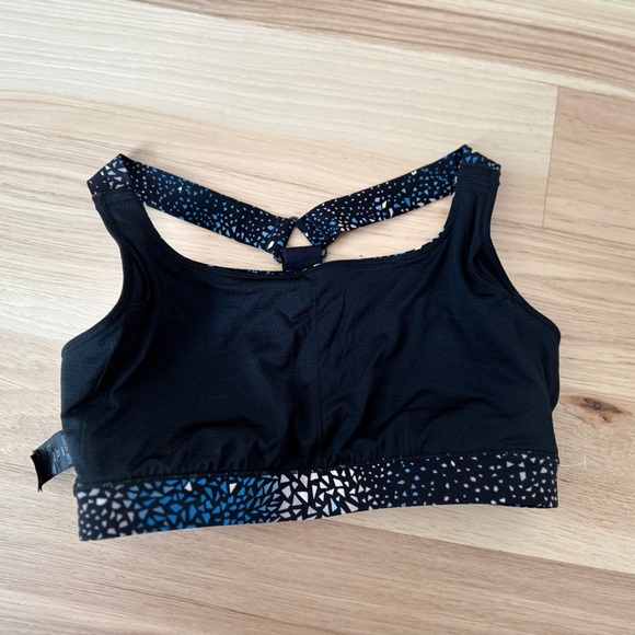 SWEATY BETTY Power Medium Impact Sports Bra - Picture 9 of 10